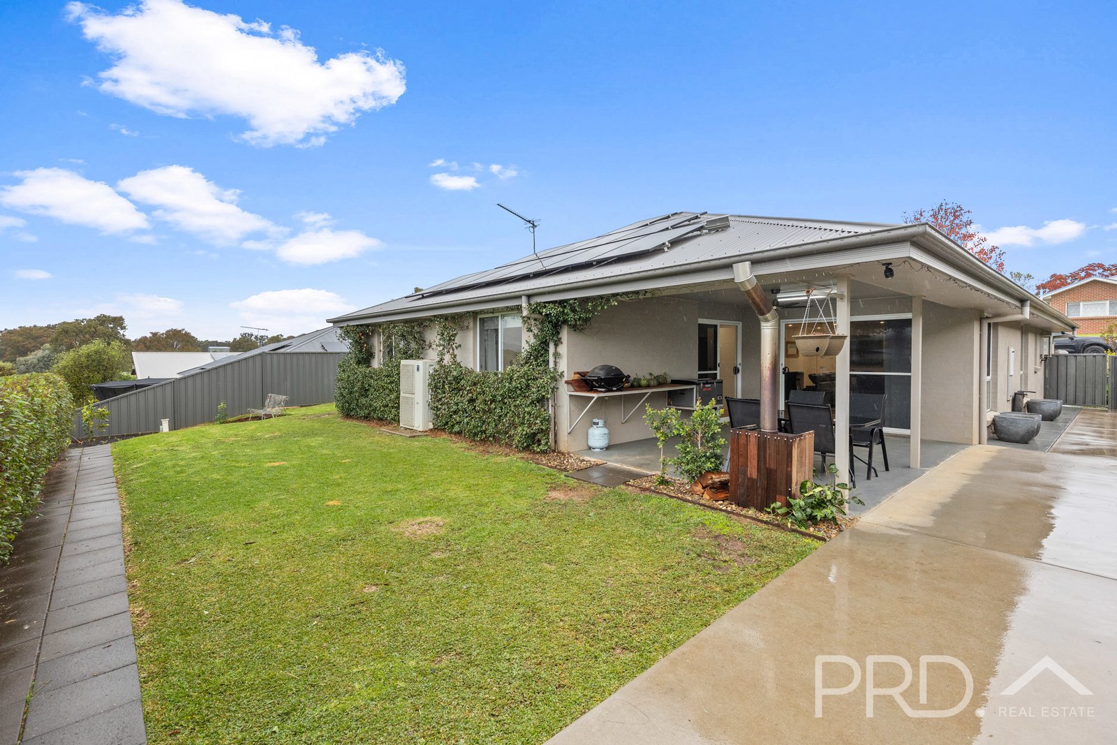 3 Emery Place TUMUT 17