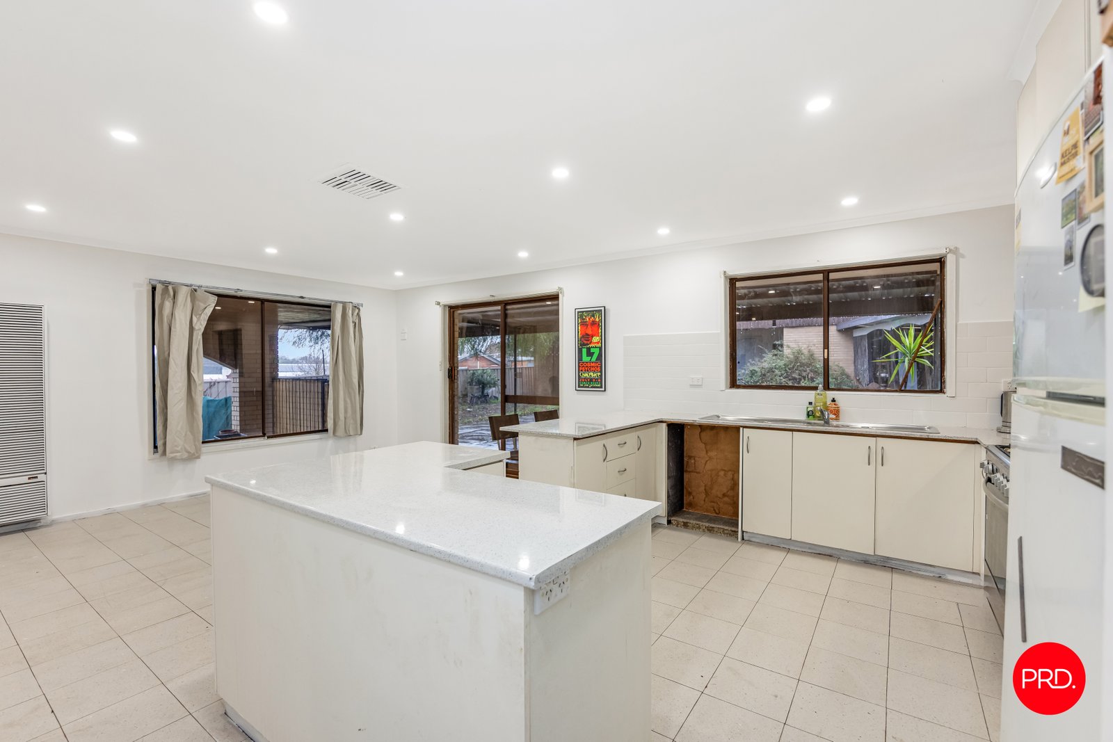 3 Emmett Street GOLDEN SQUARE 8