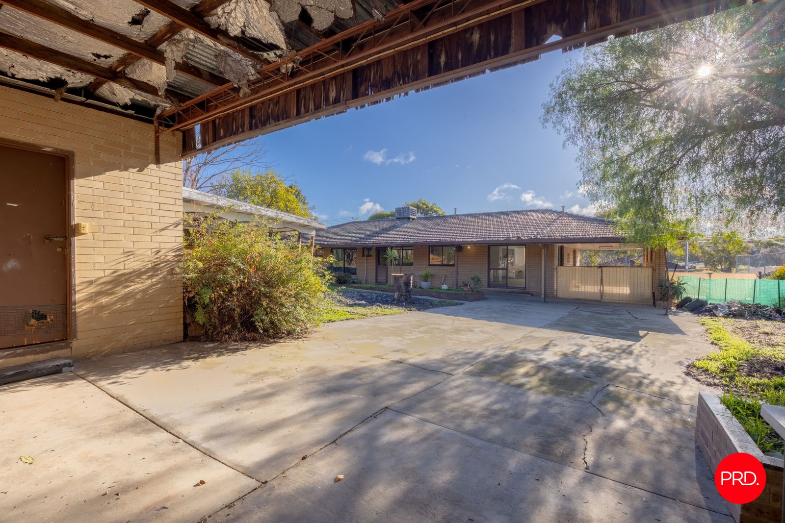 3 Emmett Street GOLDEN SQUARE 17