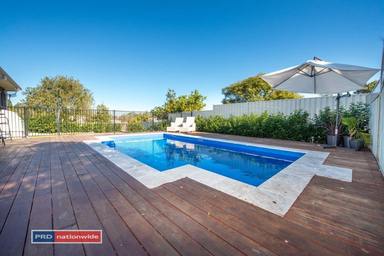 3 Ensign Close CORLETTE 2