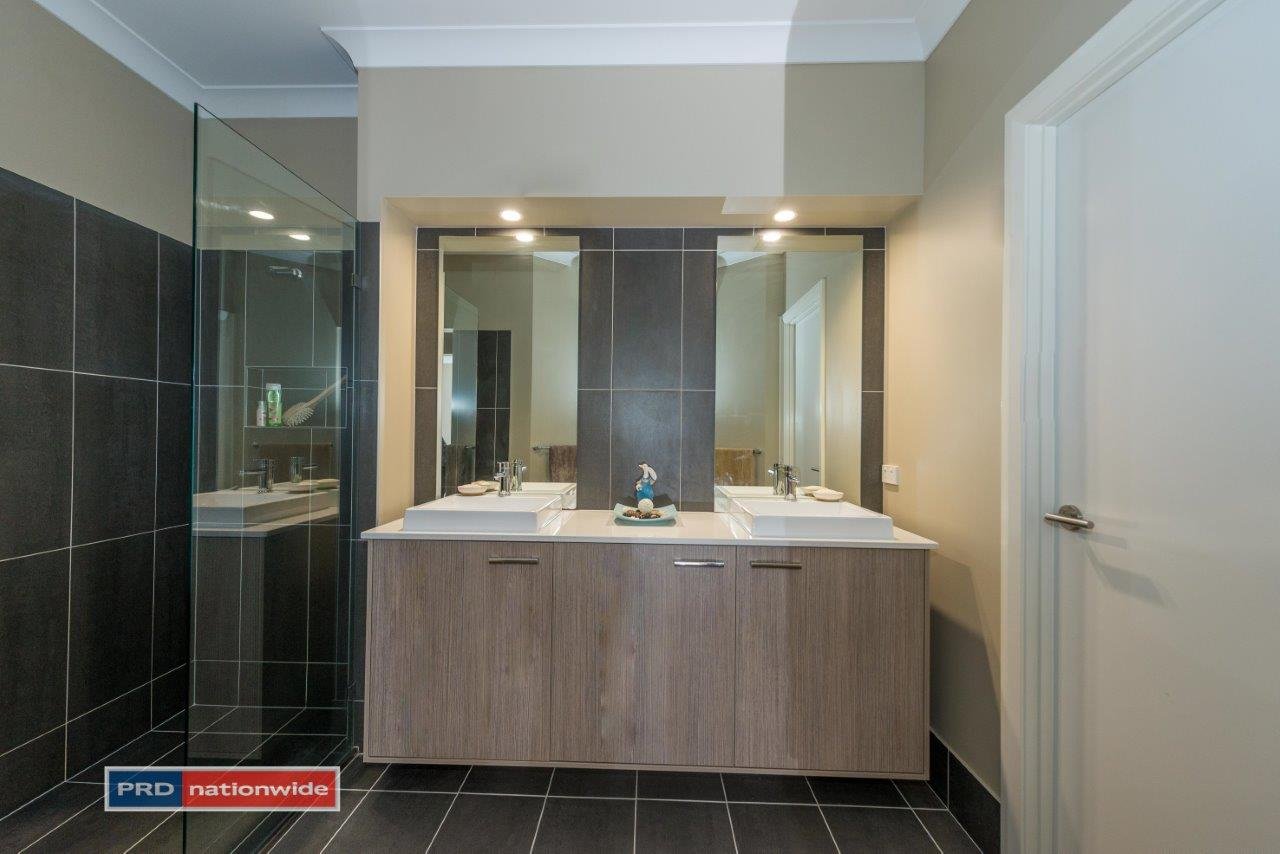 3 Ensign Close CORLETTE 26