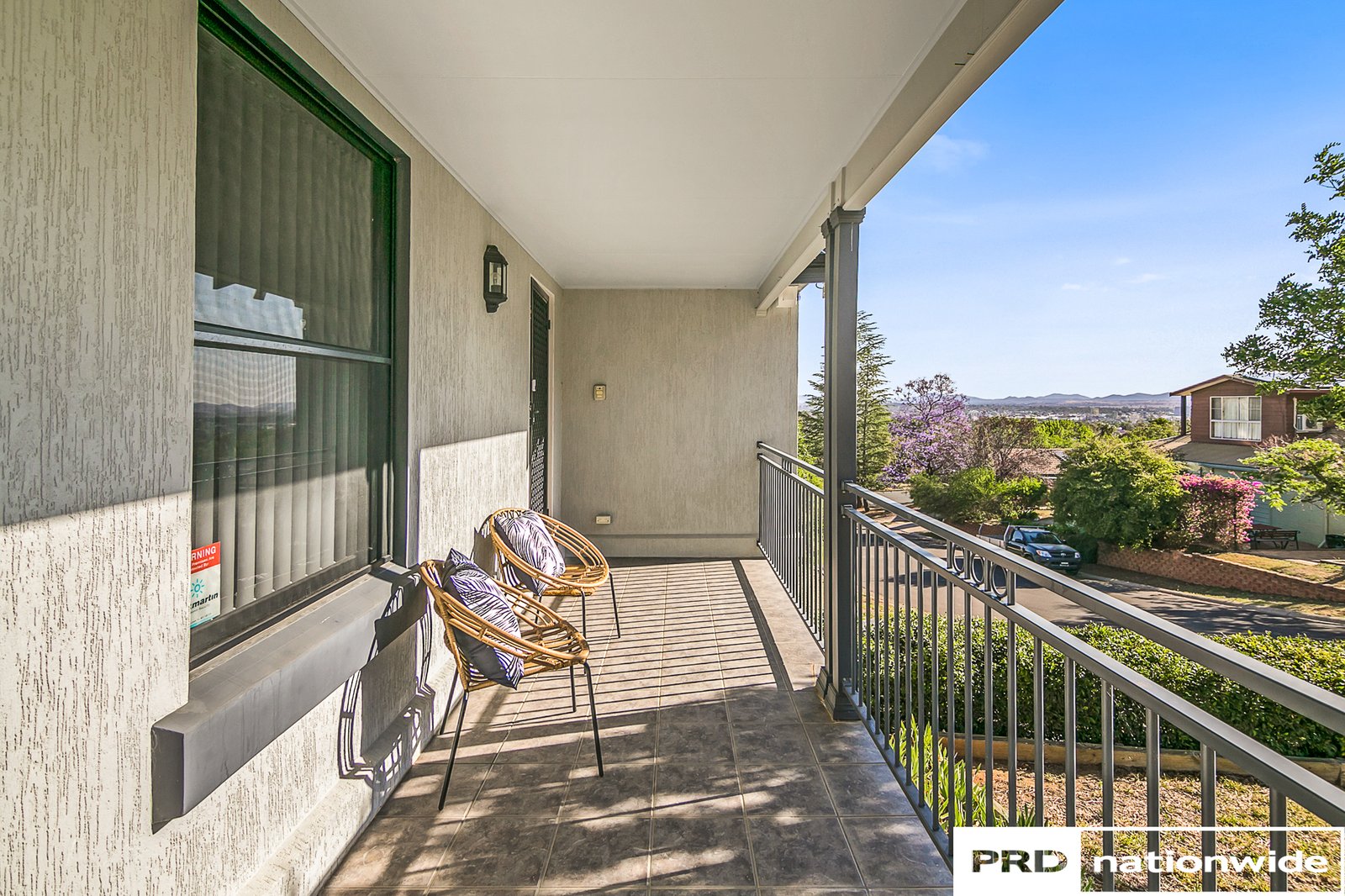 3 Errol Place TAMWORTH 4