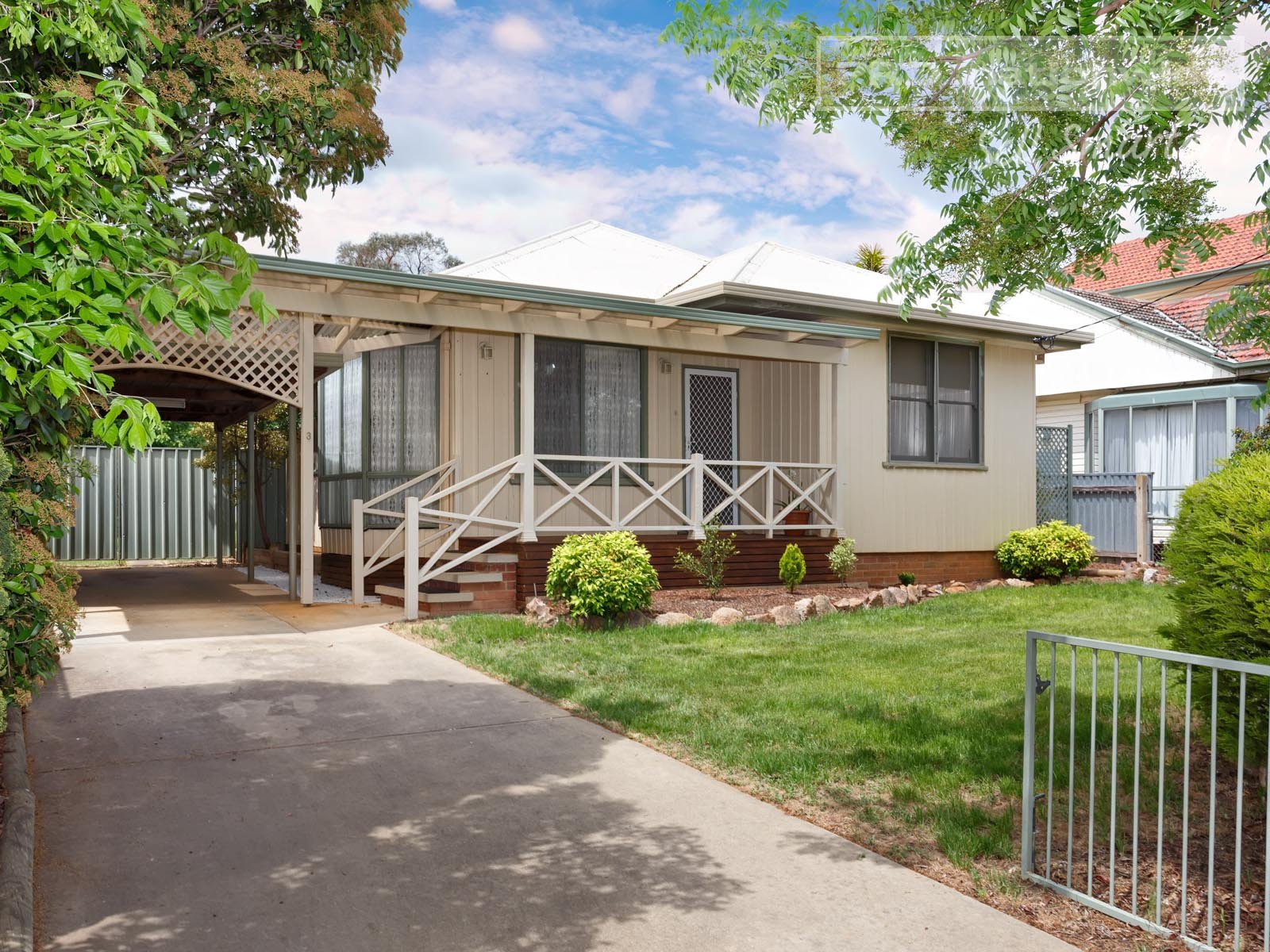 3 Essex Road MOUNT AUSTIN 1