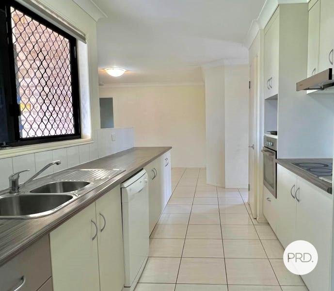 3 Eugenie Court GLEN EDEN 4