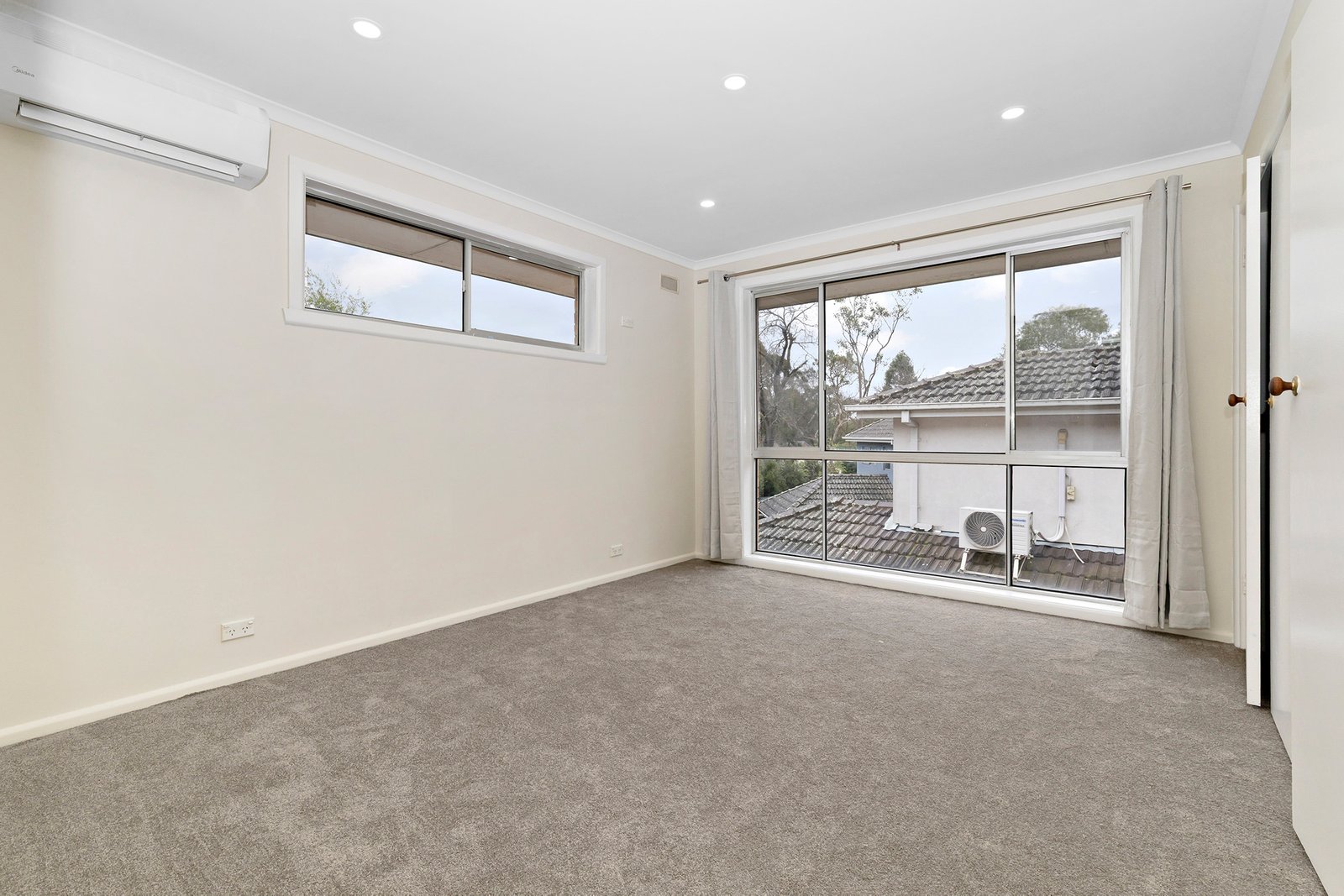 Real Estate and Property in 3 Eva Crescent , Box Hill North, VIC