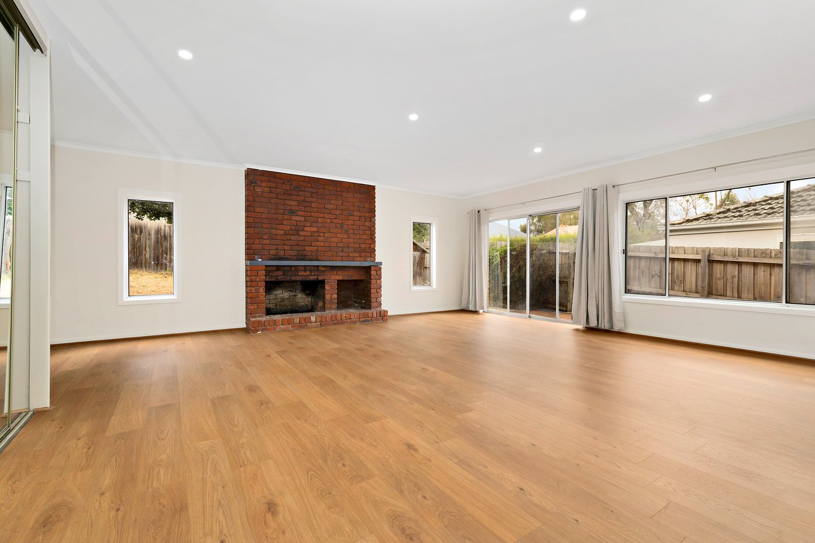 Real Estate and Property in 3 Eva Crescent , Box Hill North, VIC