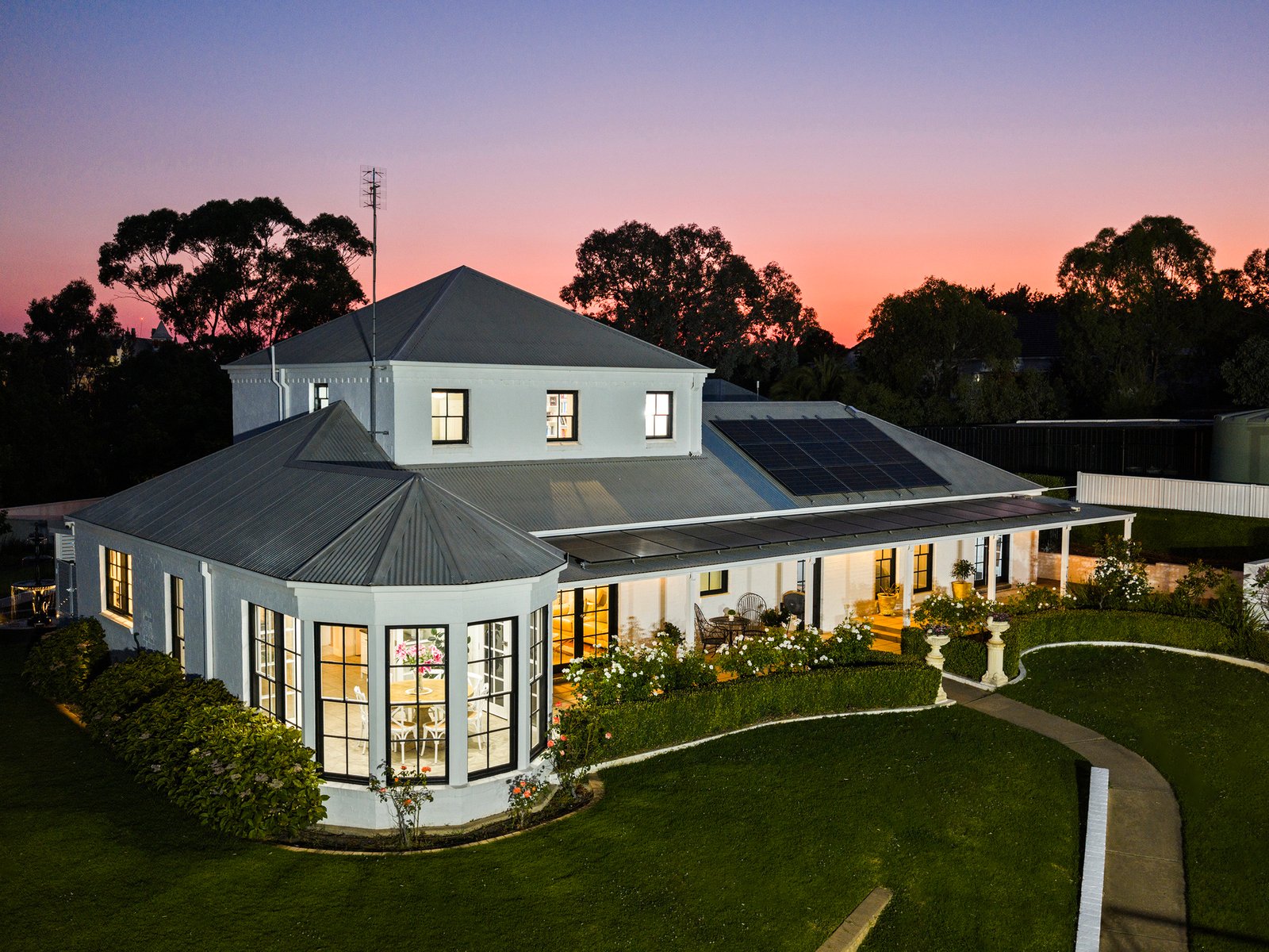 Gallery: 3 Everett Court