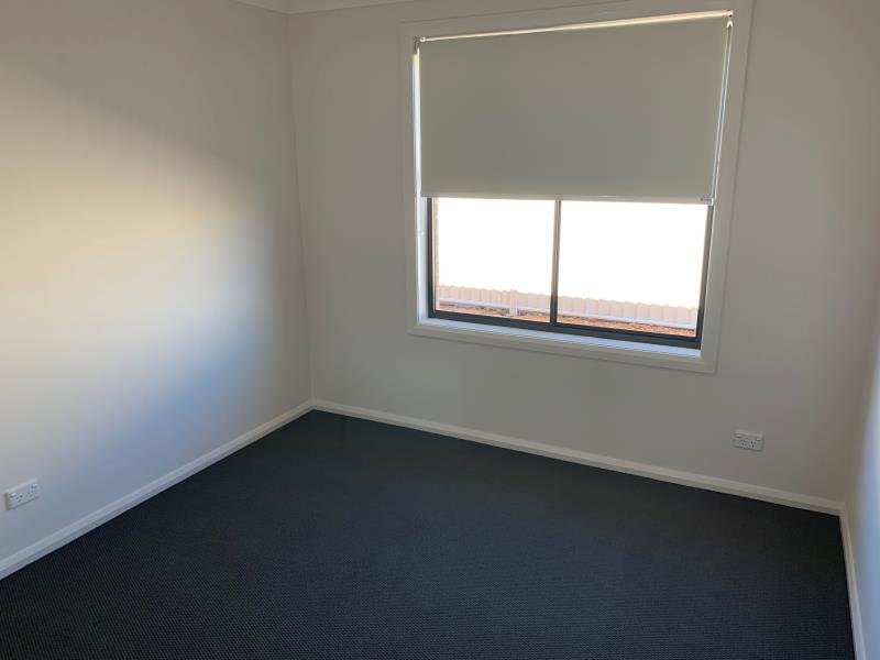 3 Explorers Way TAMWORTH 6