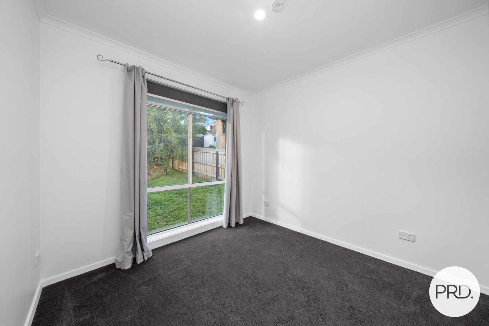 3 Fairview Drive KINGSTON 10