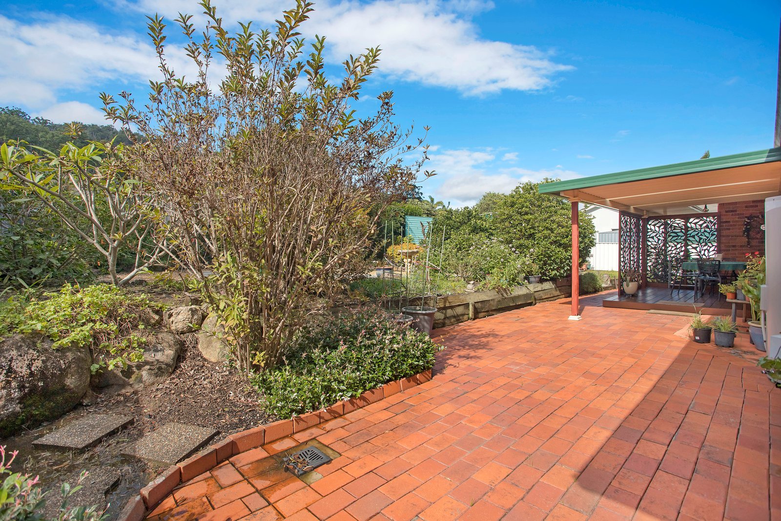 3 Fairwinds Avenue LAKEWOOD 10