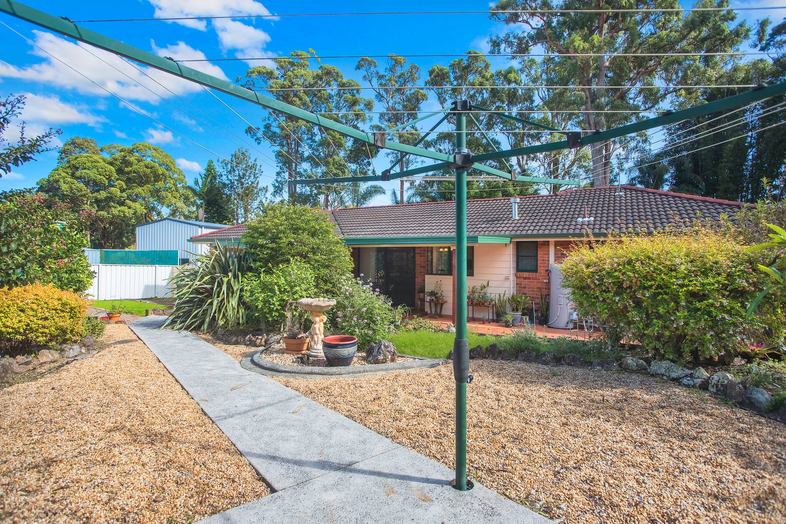 3 Fairwinds Avenue LAKEWOOD 13