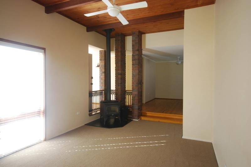 3 Falcon Place KOORINGAL 3