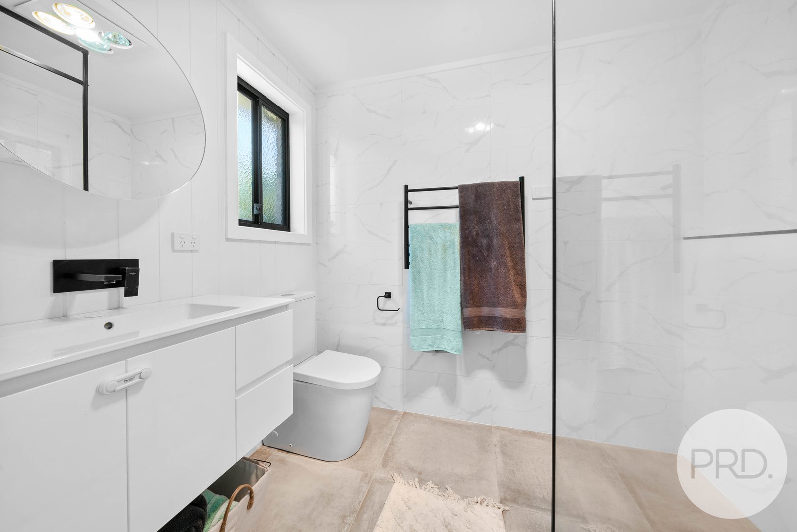 3 Falcon Place KOORINGAL 13