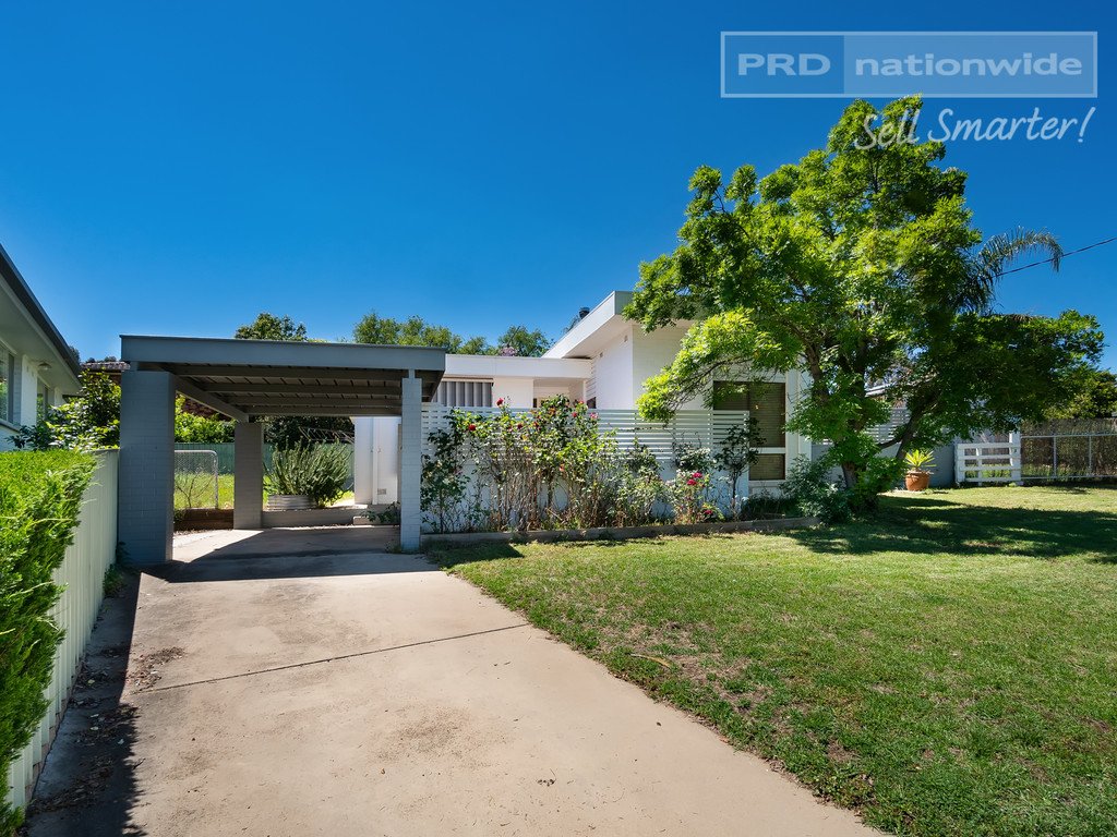 3 Falcon Place KOORINGAL 1