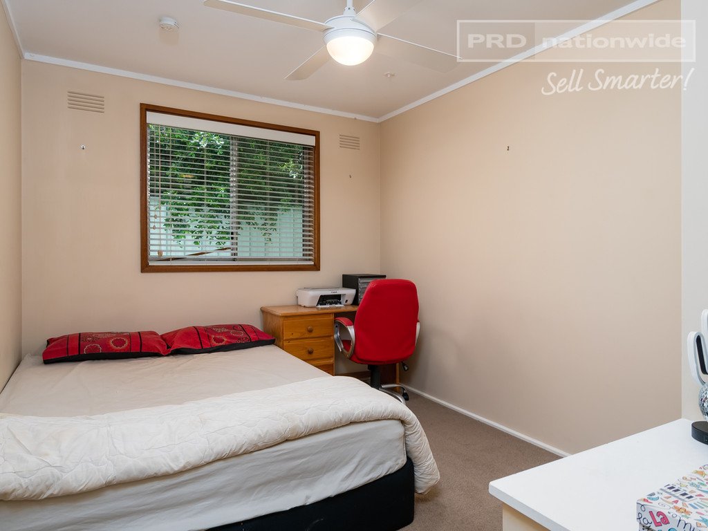 3 Falcon Place KOORINGAL 8