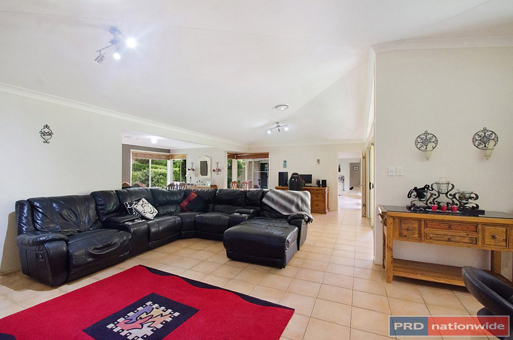3 Ferntree Court KEW 6