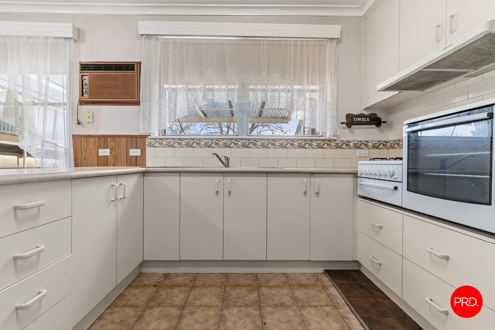 3 Finch Avenue EAGLEHAWK 9