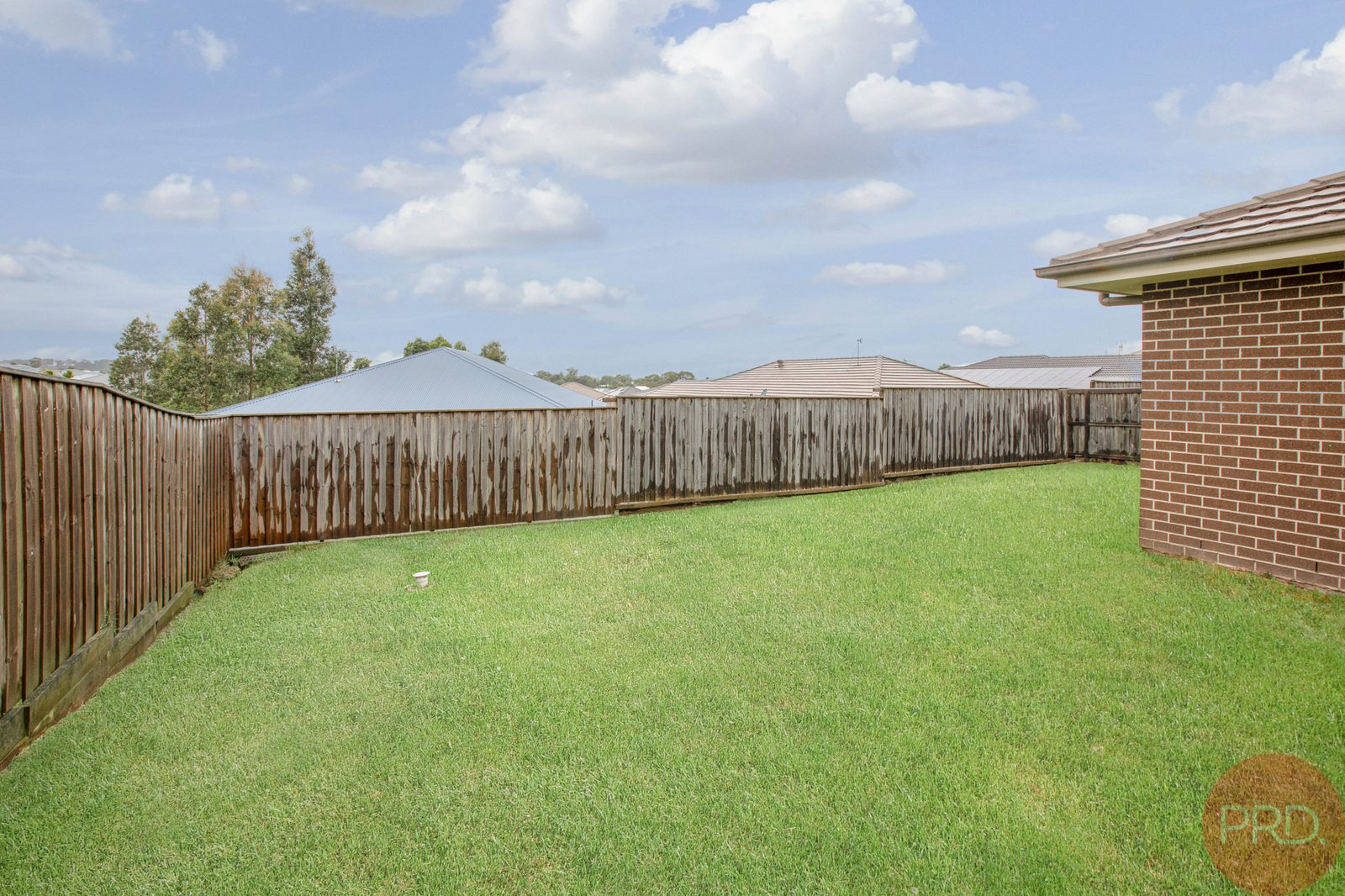 3 Finch Crescent ABERGLASSLYN 12
