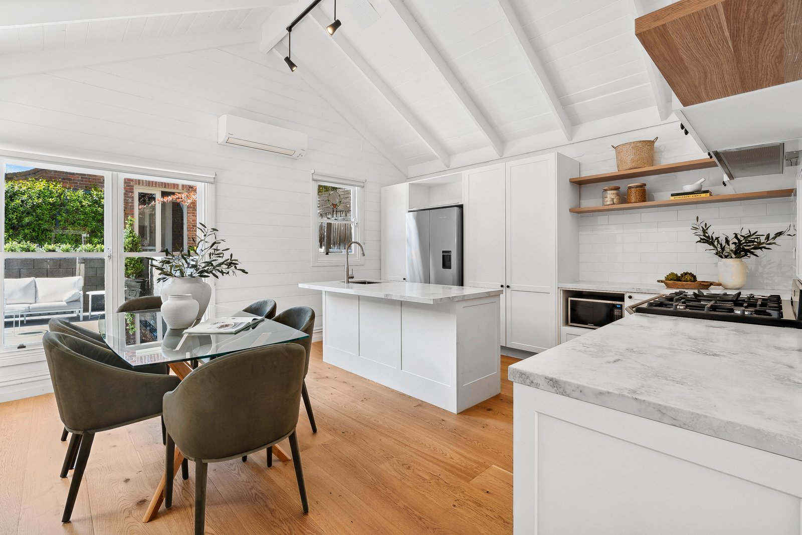 Gallery: 3 Fitzroy Street