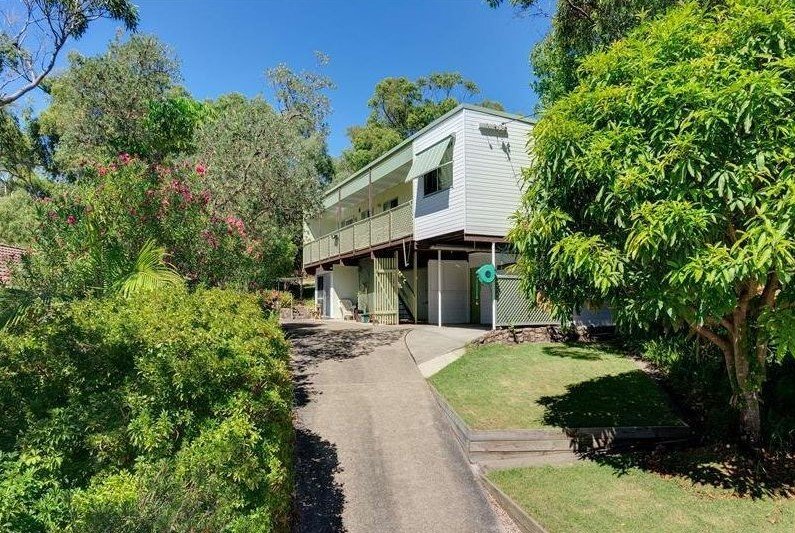 3 Flannel Flower Fairway SHOAL BAY 9