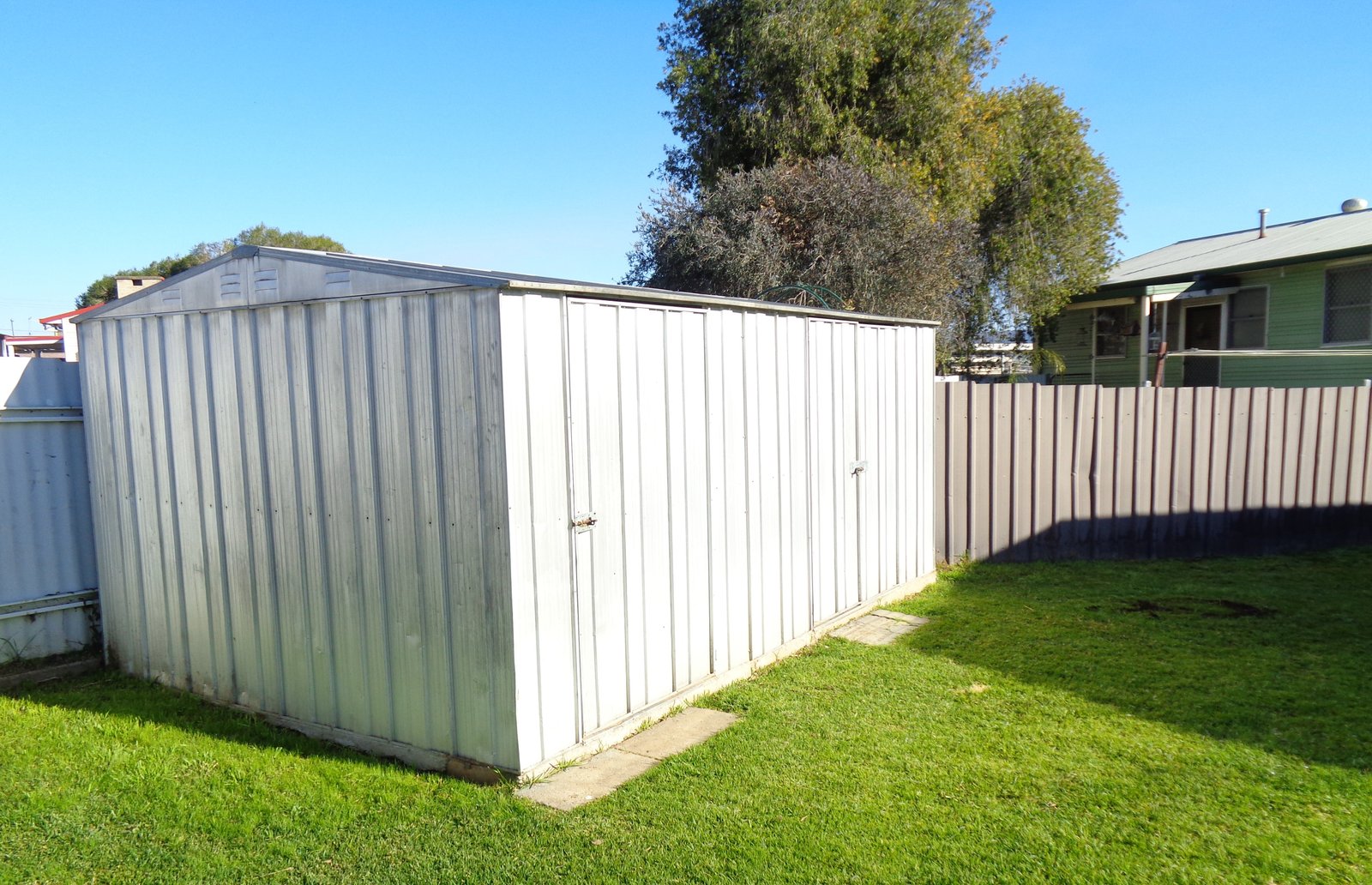 3 Flinders Court TUMUT 8