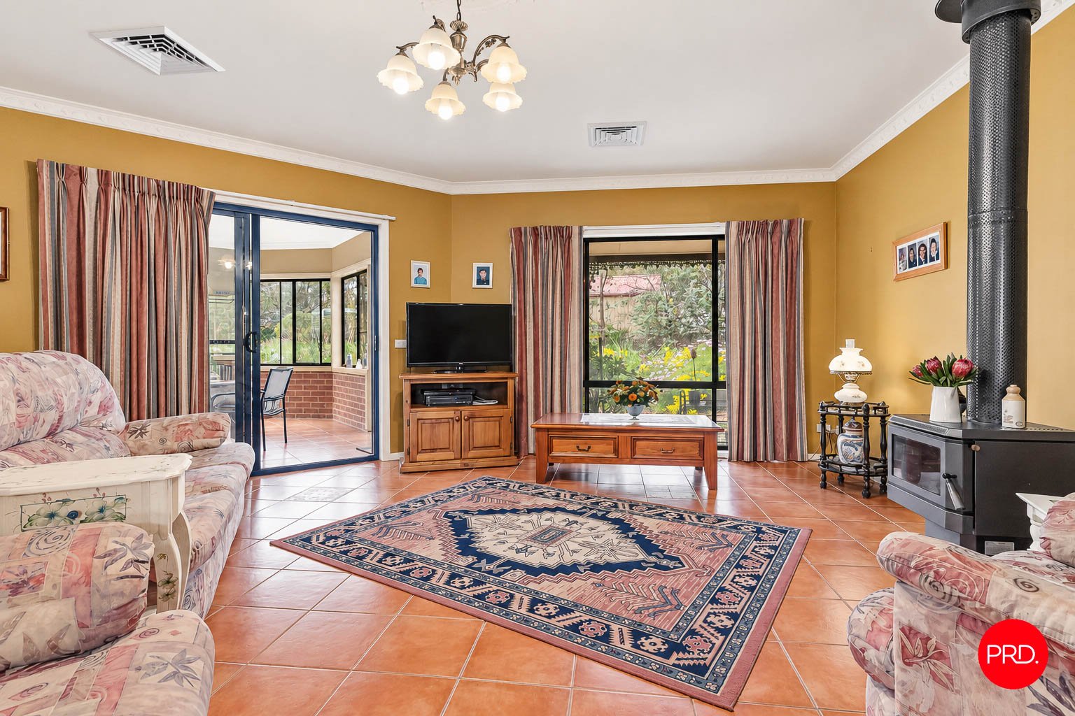 3 Flora Court JUNORTOUN 5