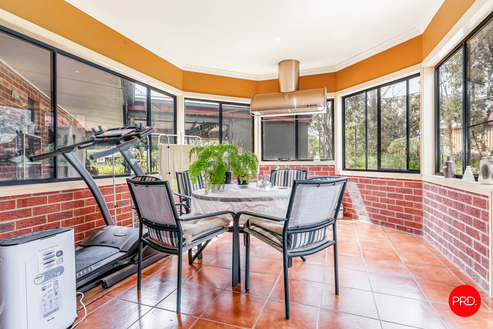 3 Flora Court JUNORTOUN 17