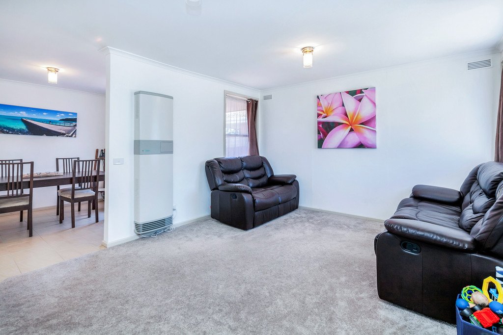 3 Frances Crescent BALLARAT EAST 4