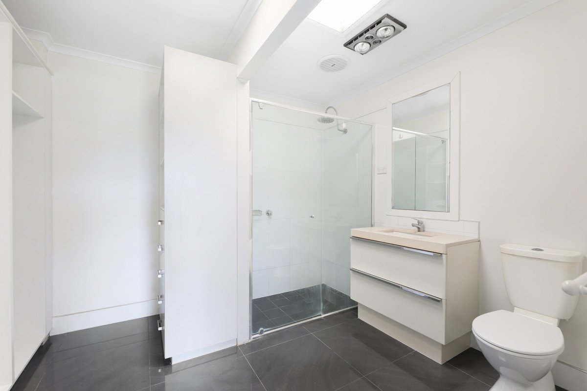 3 Frangipani Street MIAMI 11