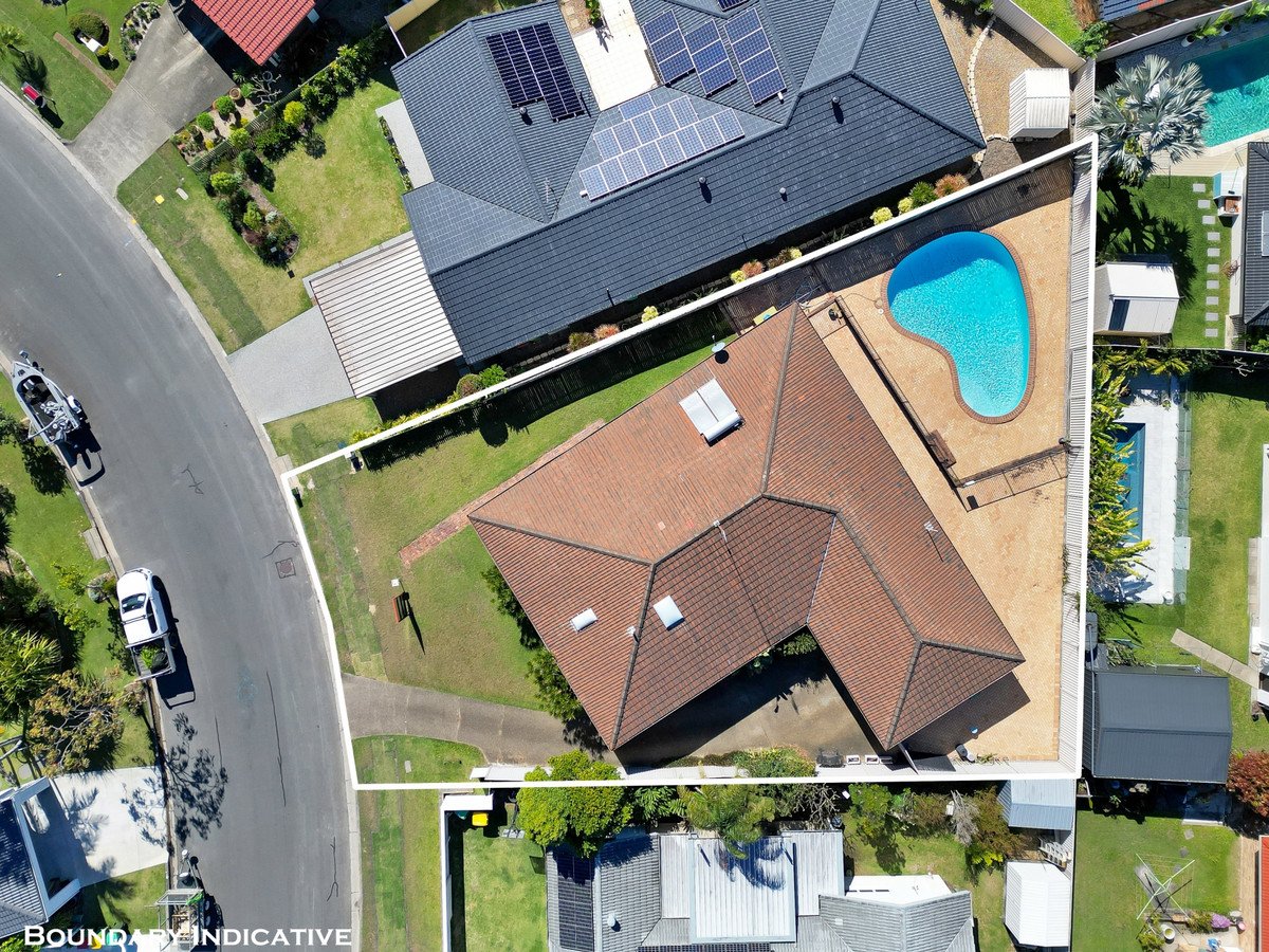 3 Frangipani Street MIAMI 19