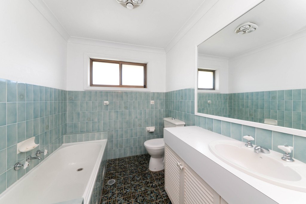 3 Gabee Place MALABAR 11