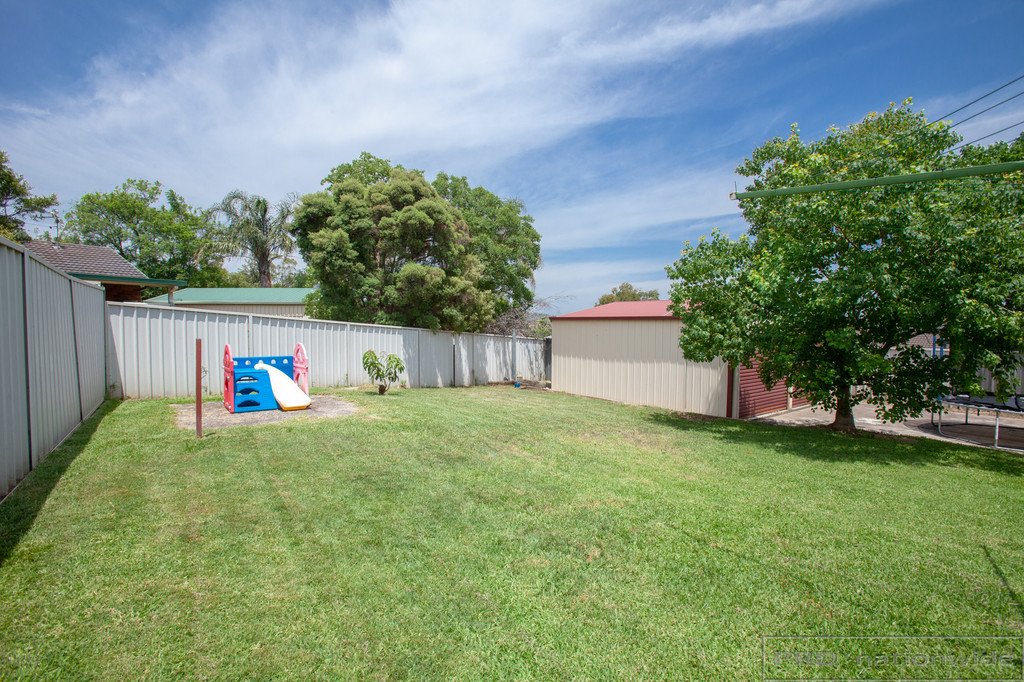 3 Garwood St  RUTHERFORD 12