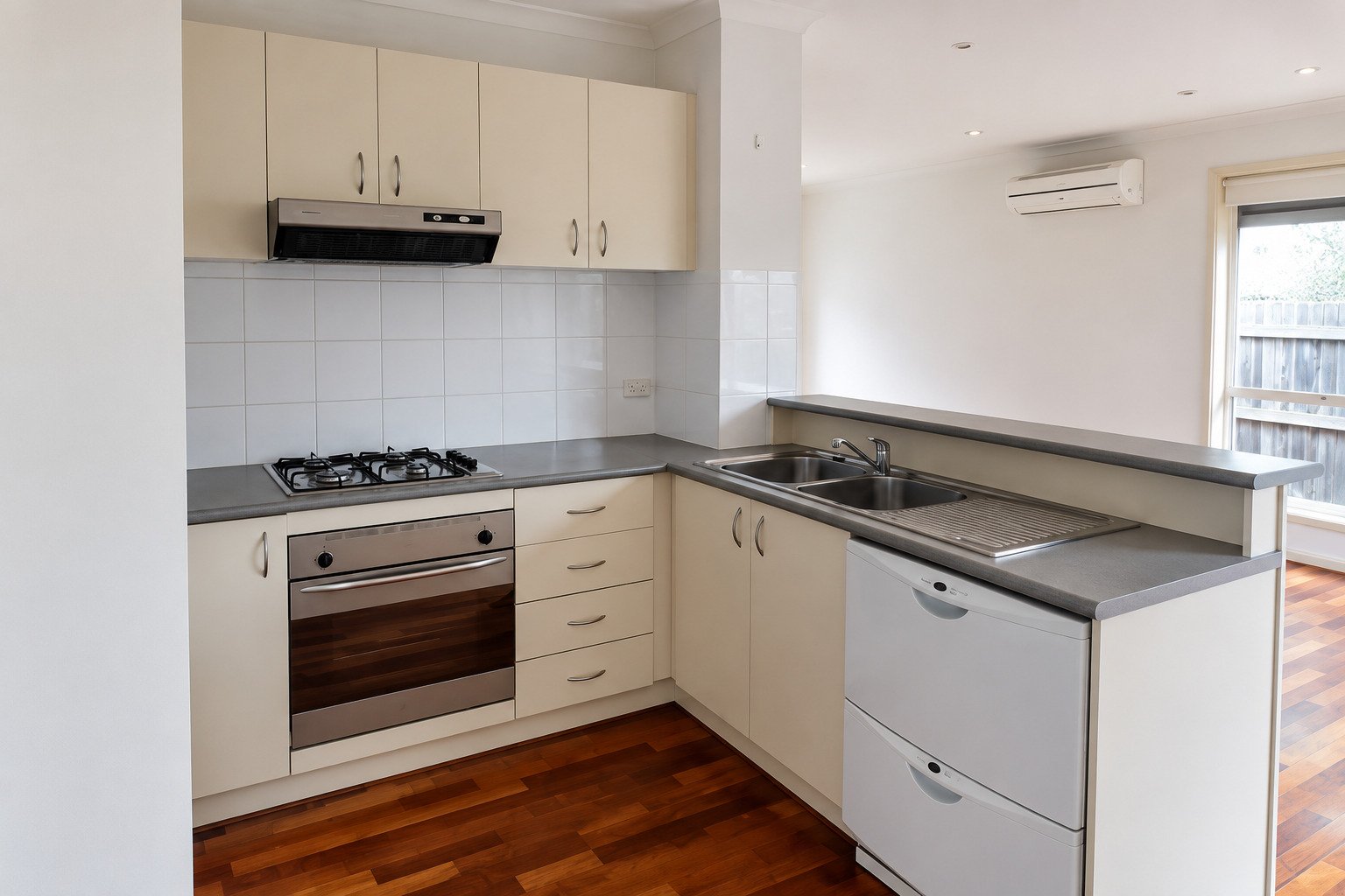 Gallery: 3 Gateway Close