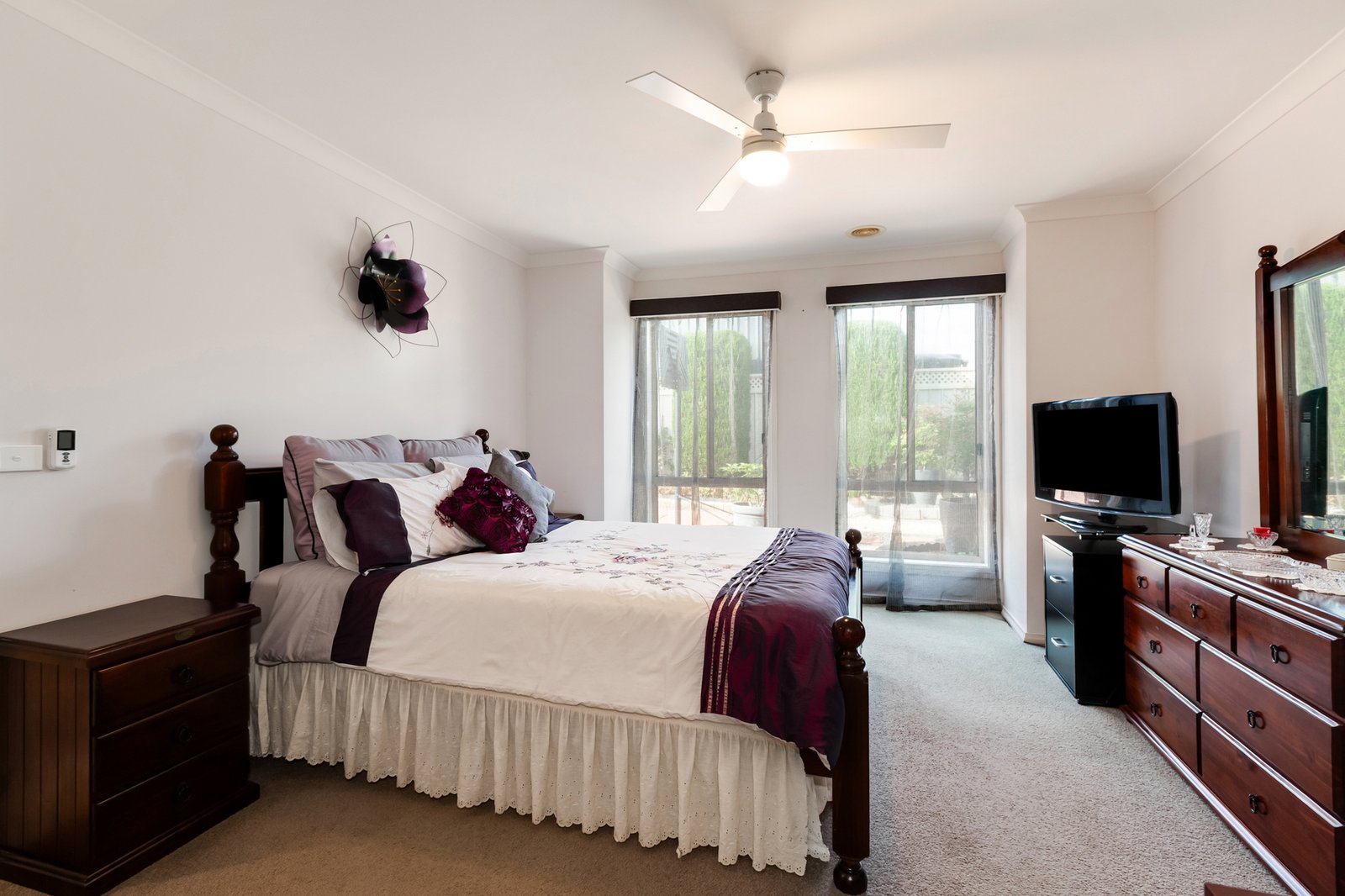 Gallery: 3 Geoffrey Court