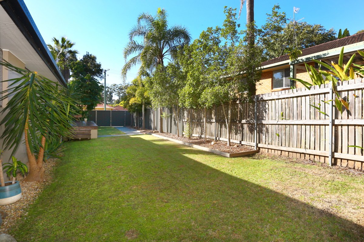 3 Gidgee Court MOLENDINAR 19