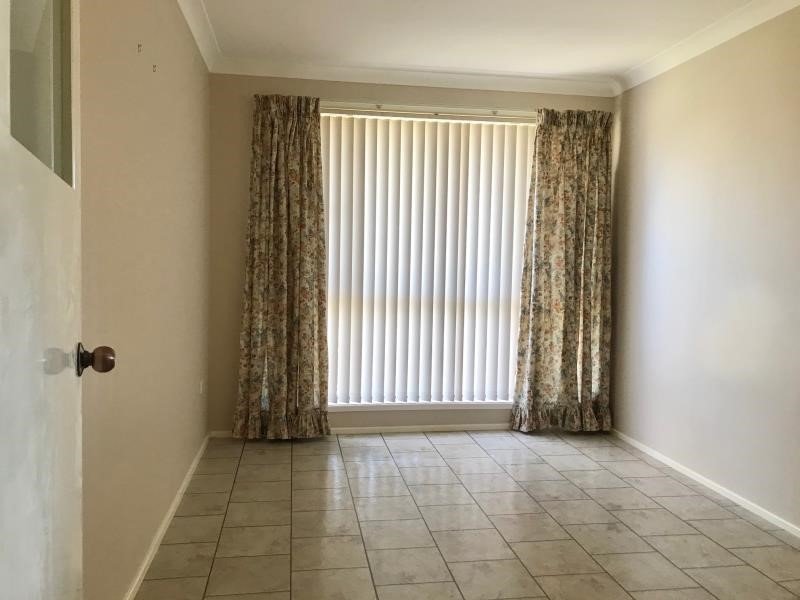 3 Gilbert Street TAMWORTH 4