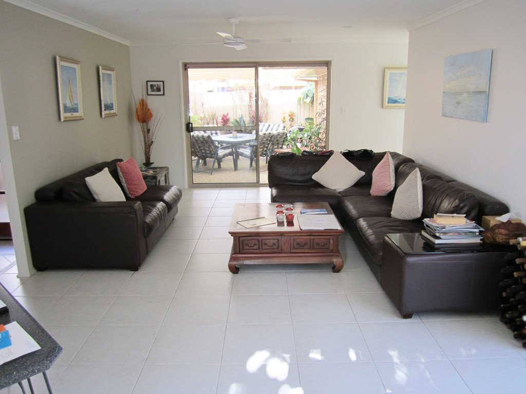 3 Gladiolus Court HOLLYWELL 3