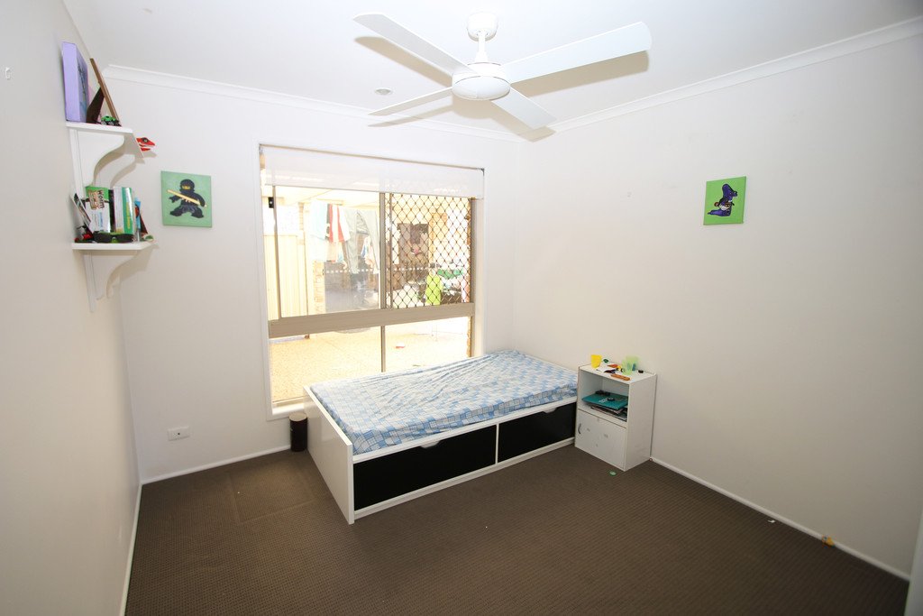 3 Gladiolus Court HOLLYWELL 9