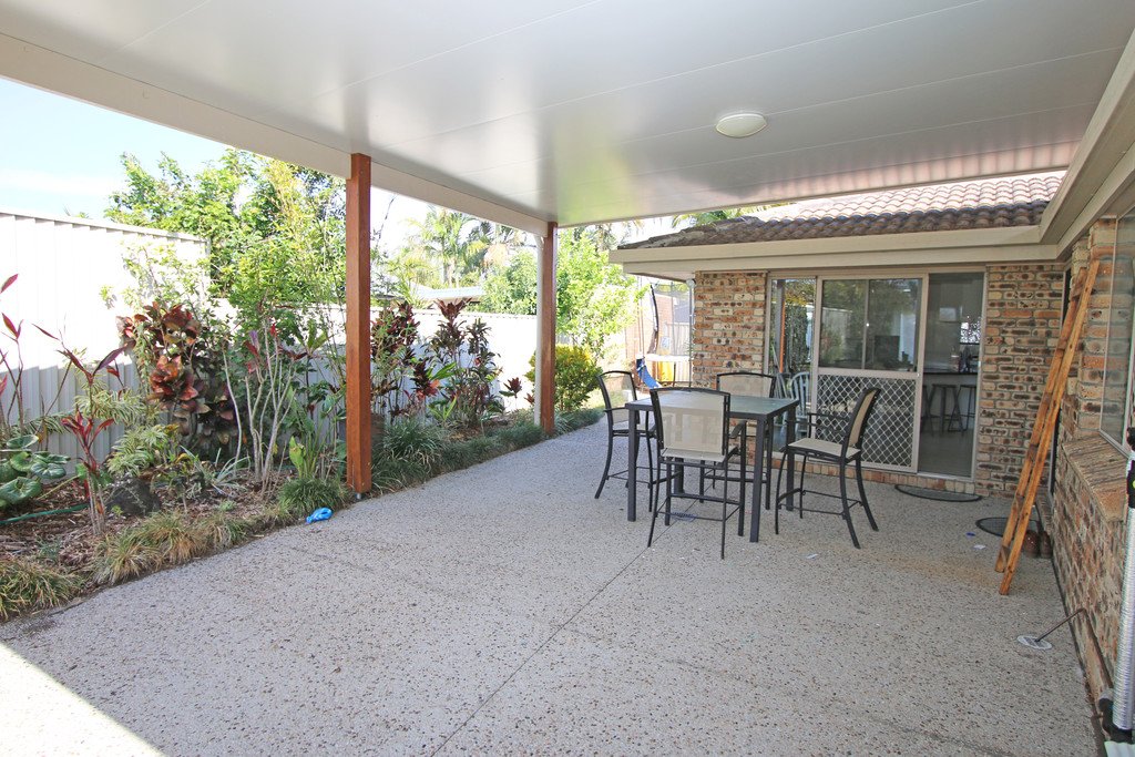 3 Gladiolus Court HOLLYWELL 11