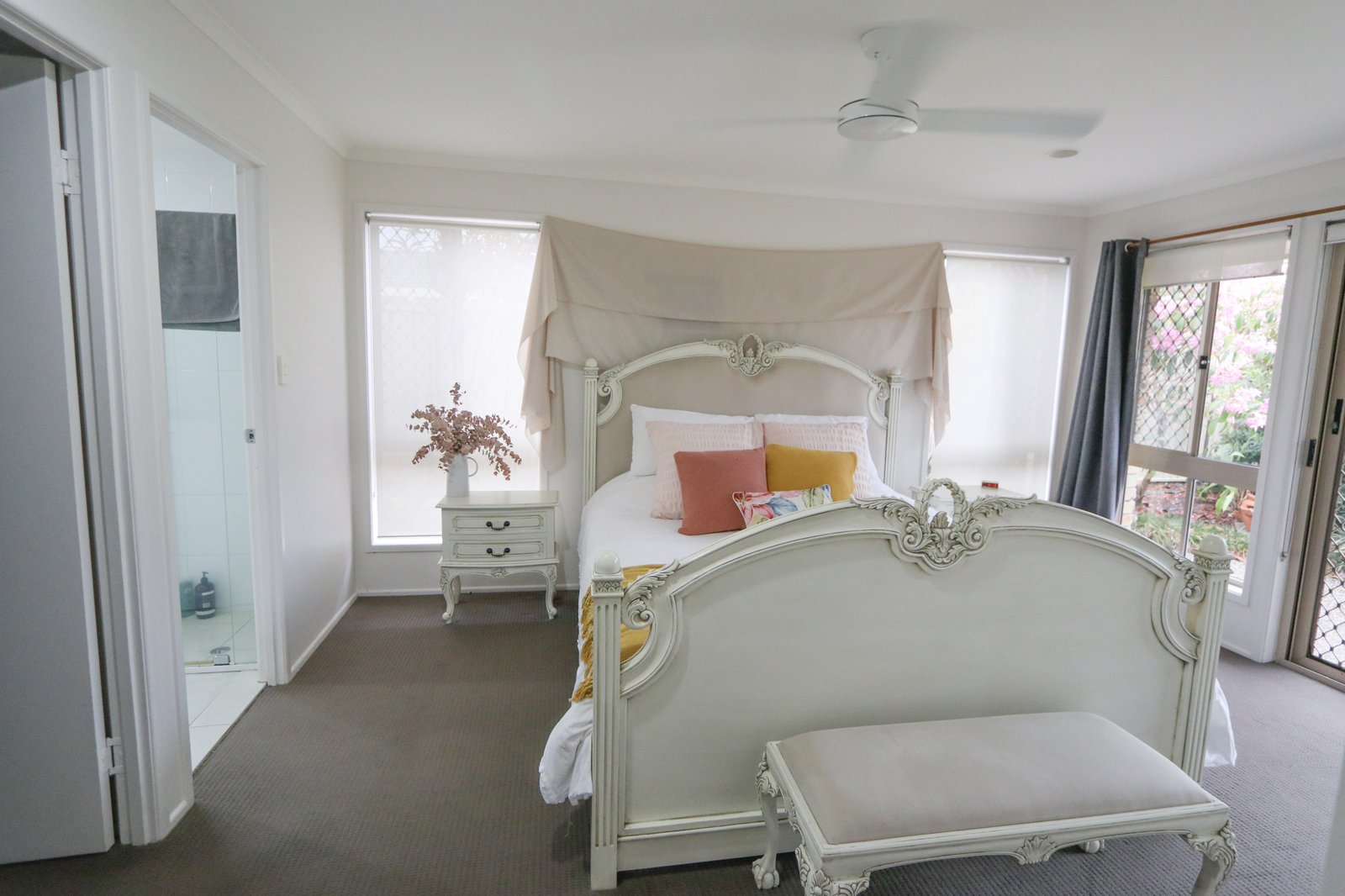 3 Gladiolus Court HOLLYWELL 10