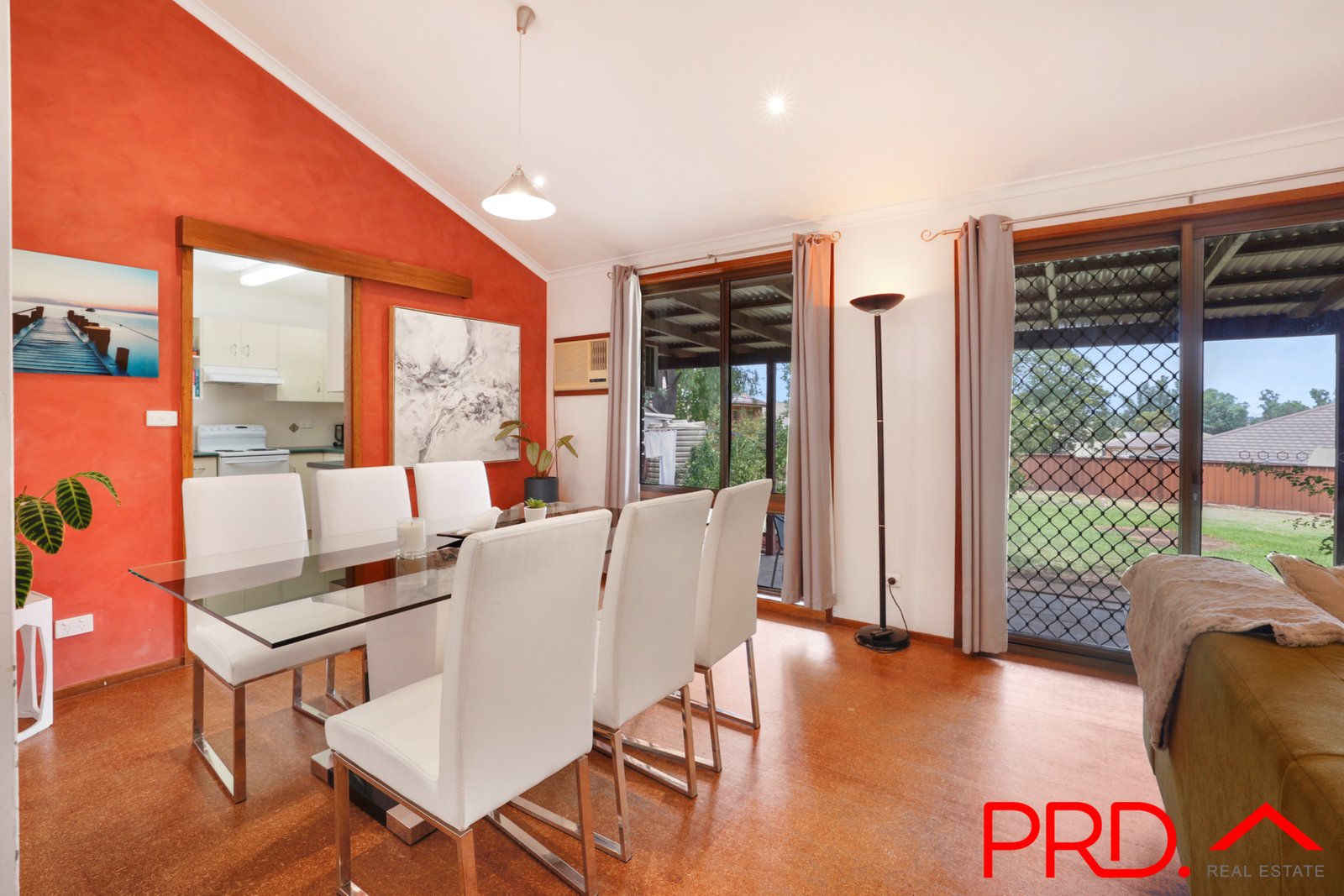 3 Glengarvin Drive TAMWORTH 5