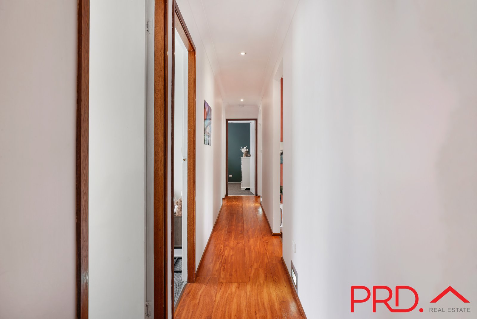 3 Glengarvin Drive TAMWORTH 2