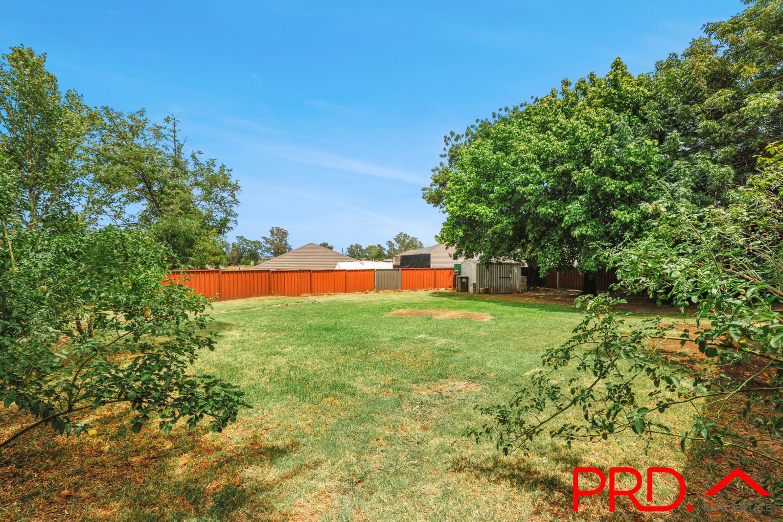 3 Glengarvin Drive TAMWORTH 14