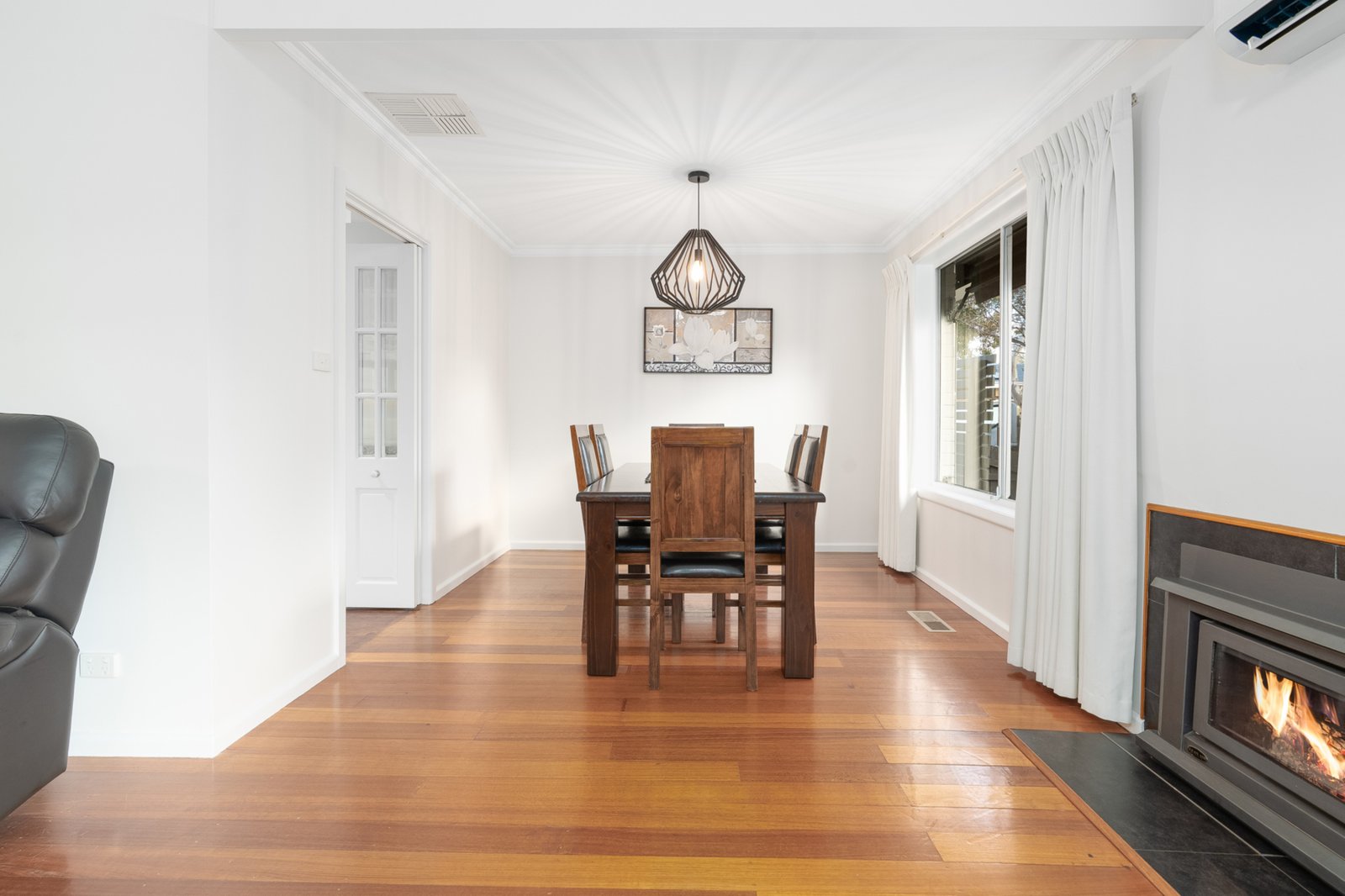 Gallery: 3 Glenys Court