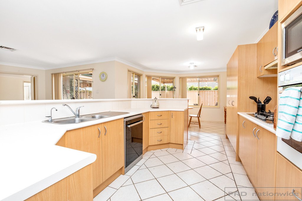 3 Glover Crescent METFORD 5