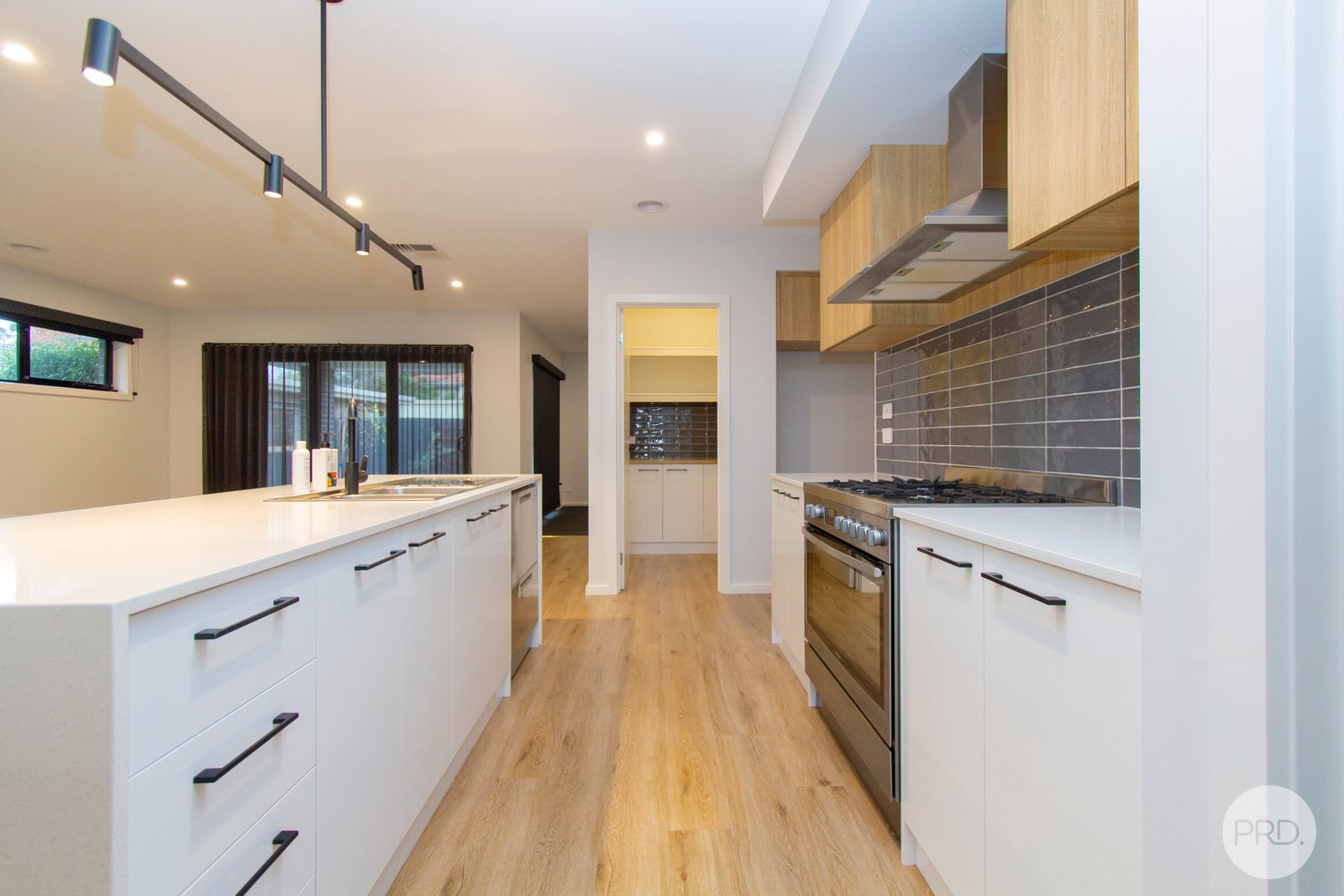 3 Gracefield Road BROWN HILL 4