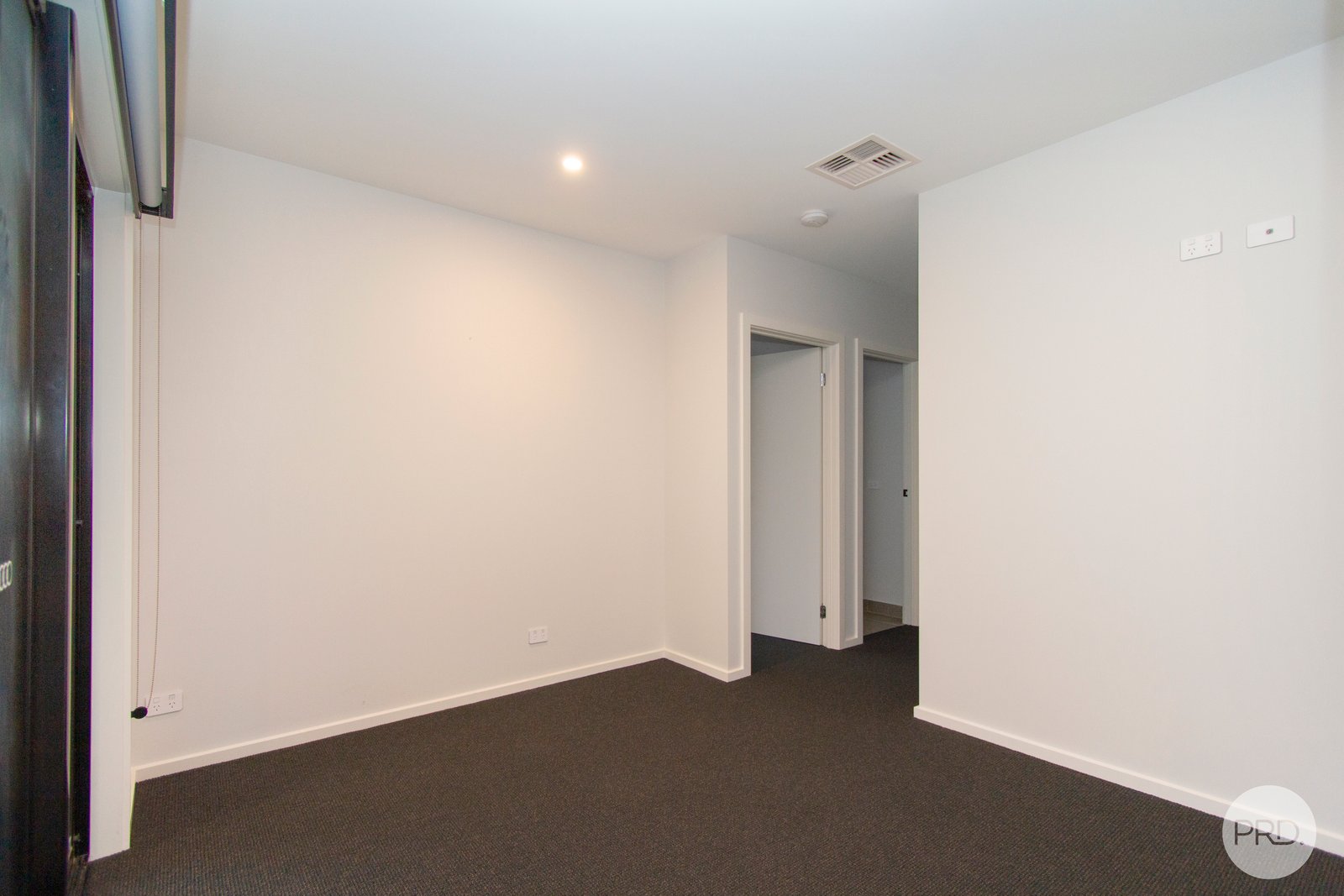 3 Gracefield Road BROWN HILL 9