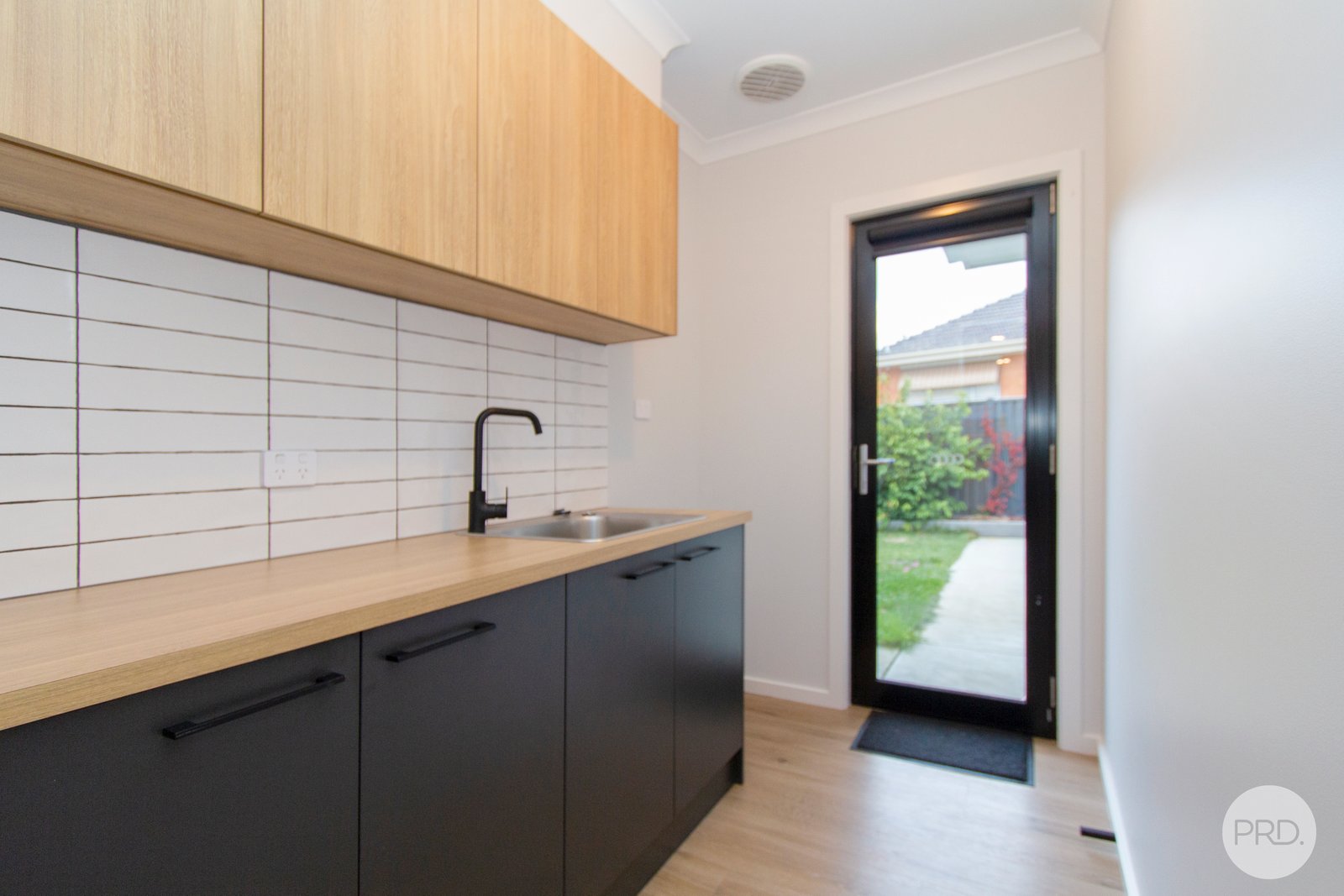 3 Gracefield Road BROWN HILL 17