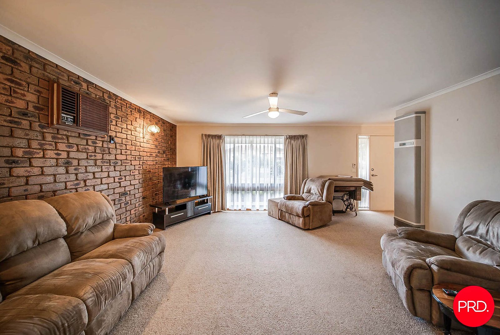 3 Graemar Court KANGAROO FLAT 3