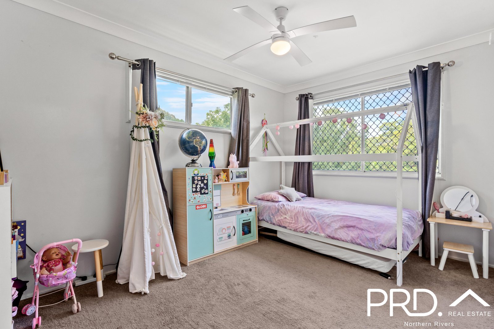 3 Graham Place GOONELLABAH 10
